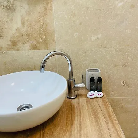 Dxn Luxury 2 Năvodari